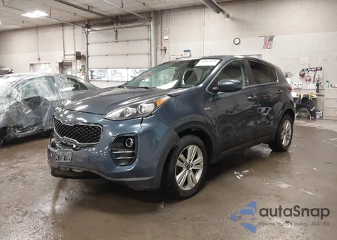 2018 Kia Sportage Lx z USA, uszkodzony, nr VIN KNDPMCAC2J7308518
